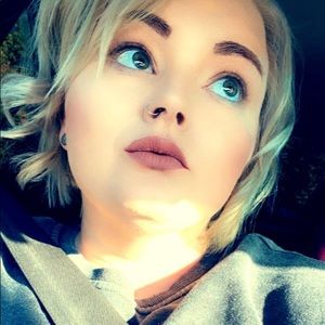 Meet your Posher, Candy